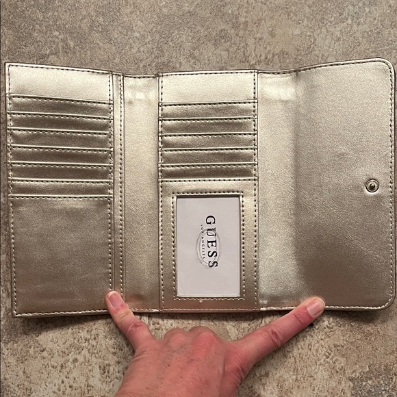 GUESS Light Pink Patterned Wallet - Picture 3 of 8